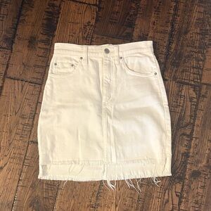Wilfred White Denim Mini Skirt with Frayed Hem